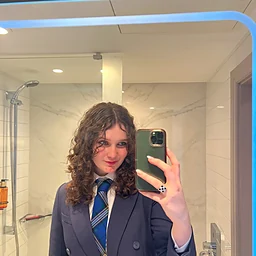 Sophie RawlinsonProfile Picture