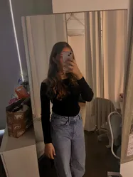 Emi Mora