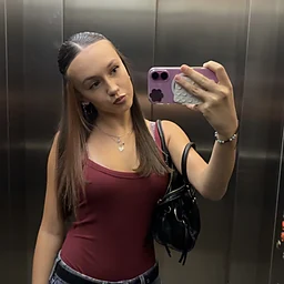 Veronika SemerikovaProfile Picture